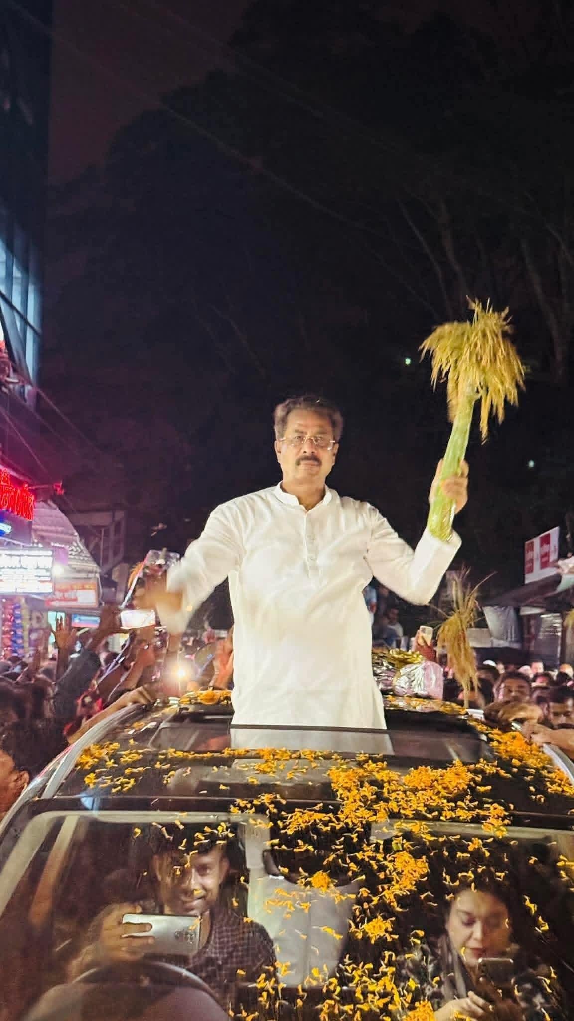 ধানের শীষের জয়ধ্বনিতে মুখরিত বাকেরগঞ্জ— জননেতা আবুল হোসেন খানের আগমনে জনসমুদ্রের উচ্ছ্বাস