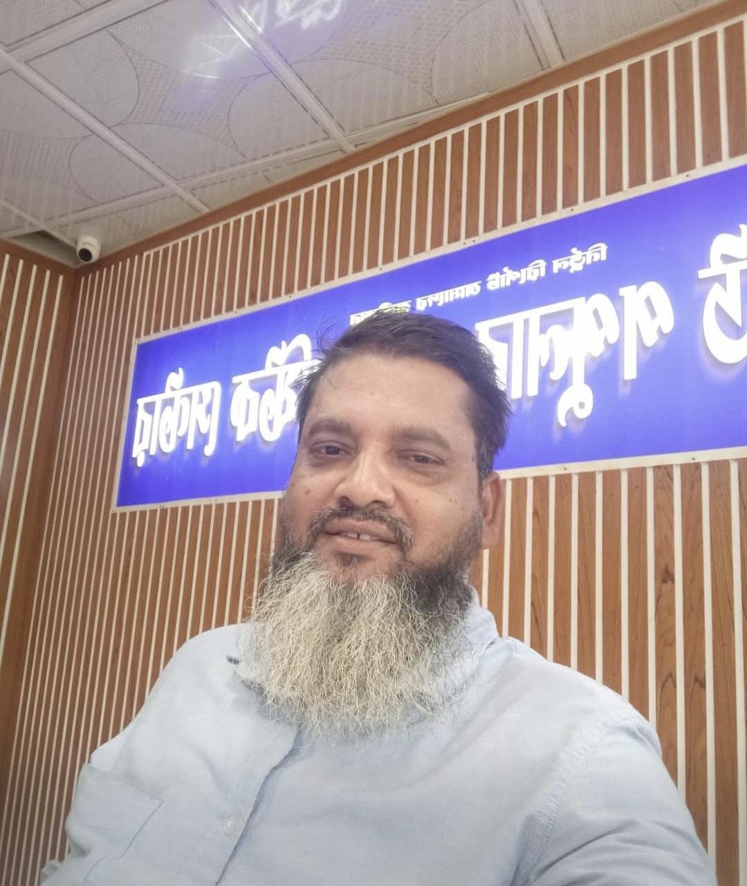 নেই আইনের তোয়াক্কা, বাকেরগঞ্জে সরকারি হাসপাতালের ৫ গজে পপুলার ডায়াগনস্টিক সেন্টার!